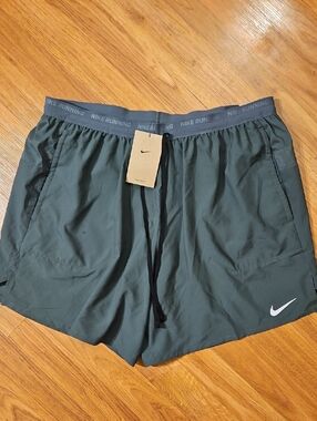 NWT Nike Athletic Running Shorts Size XXL
